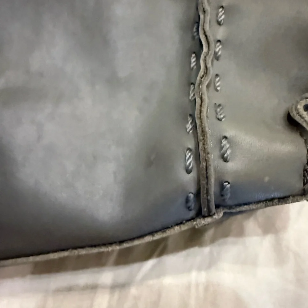 The San Los Felix Large Tote Bag - Picture 3 of 12